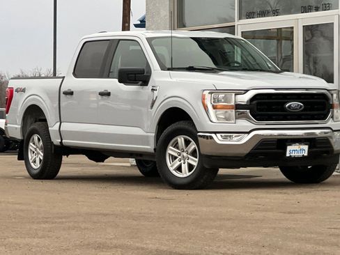 Used 2021 Ford F150 XLT image 2