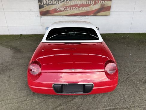 Used 2003 Ford Thunderbird Base image 13