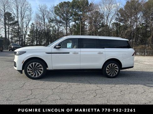 New 2026 Lincoln Navigator L Black Label image 4