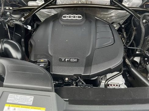 Used 2020 Audi Q5 Prestige image 24
