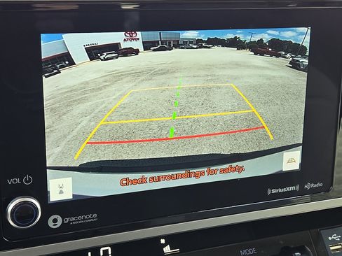 Used 2022 Toyota Tundra SR5 AWD/4WD image 18