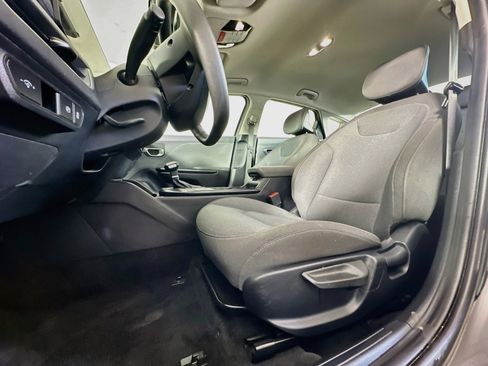 Used 2025 Kia K4 FWD image 13