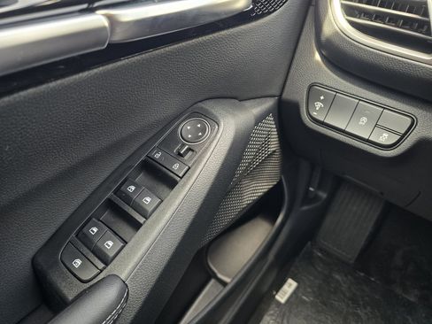 New 2026 Kia Seltos S AWD/4WD image 12