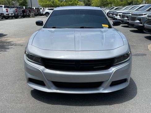 Used 2023 Dodge Charger SXT RWD image 2