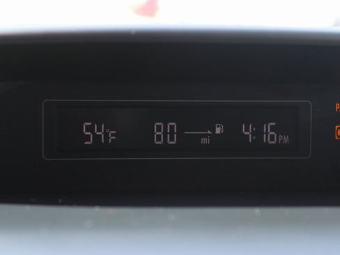 Used 2017 Subaru Crosstrek 2.0i Limited image 20