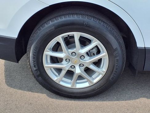 Used 2022 Chevrolet Equinox LT FWD image 26