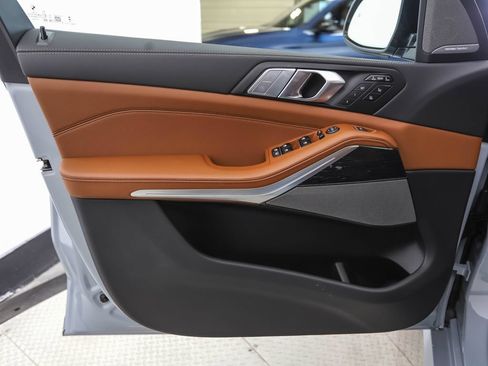 New 2027 BMW X7 xDrive40i w/ Executive Package AWD/4WD image 9