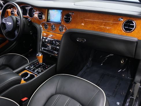 Used 2013 Bentley Mulsanne RWD image 14