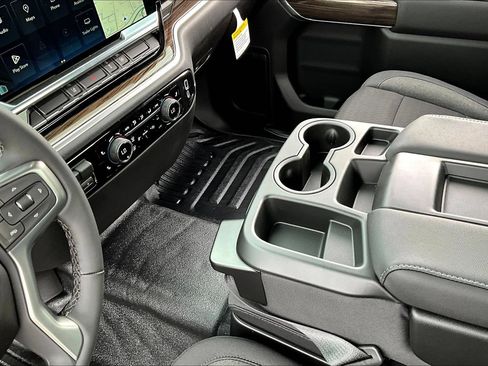 New 2026 Chevrolet Silverado 3500 LT w/ Convenience Package AWD/4WD image 8