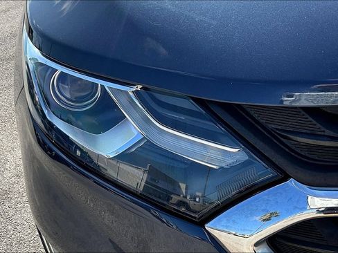 Used 2018 Chevrolet Equinox LT FWD image 33