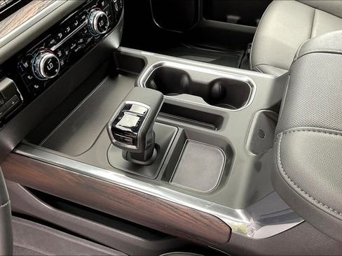 New 2026 GMC Sierra 1500 SLT w/ SLT Premium Plus Package image 9