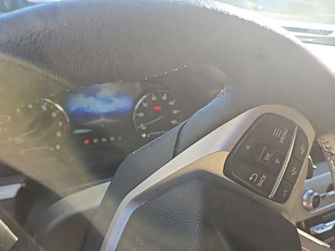 Used 2024 Ford Explorer XLT w/ Equipment Group 202A image 7