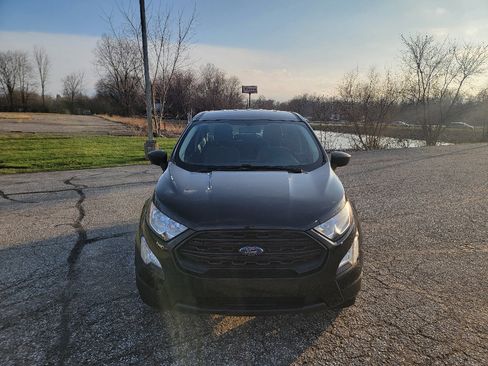 Used 2020 Ford EcoSport S image 2