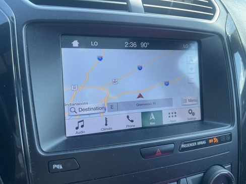 Used 2019 Ford Explorer XLT w/ Equipment Group 202A AWD/4WD image 20