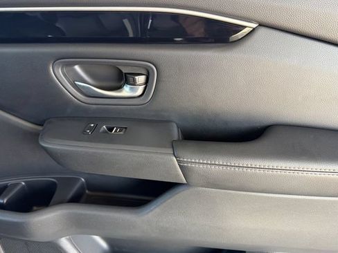 Certified 2024 Honda Pilot Touring image 22