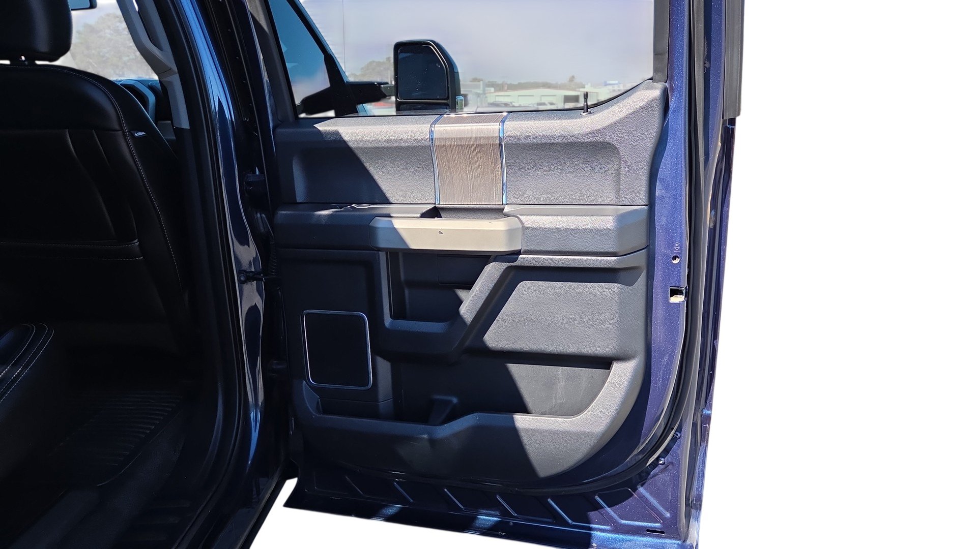 Used 2020 Ford F250 Lariat AWD/4WD image 9