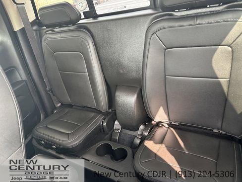 Used 2021 Chevrolet Colorado ZR2 w/ LPO, Door Decal Package image 11