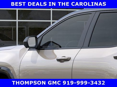 New 2026 GMC Terrain AT4 w/ Technology Package II AWD/4WD image 12