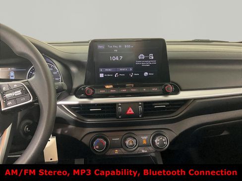 Certified 2023 Kia Forte LXS w/ LXS Technology Package FWD image 9