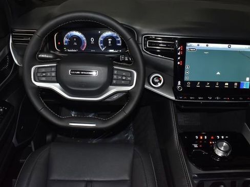 New 2026 Jeep Grand Wagoneer Limited AWD/4WD image 11
