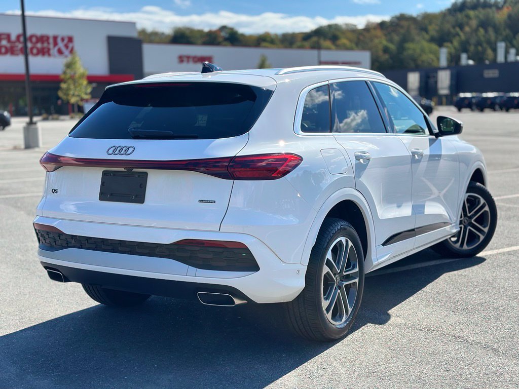 Used 2025 Audi Q5 Premium w/ Convenience Package AWD/4WD image 7