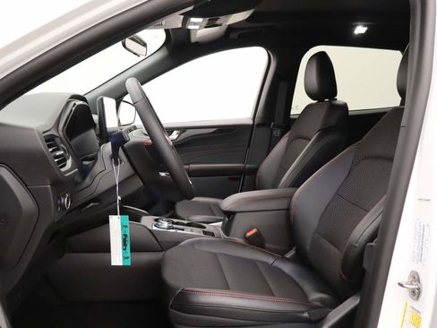 New 2025 Ford Escape ST-Line w/ Equipment Group 301A image 15