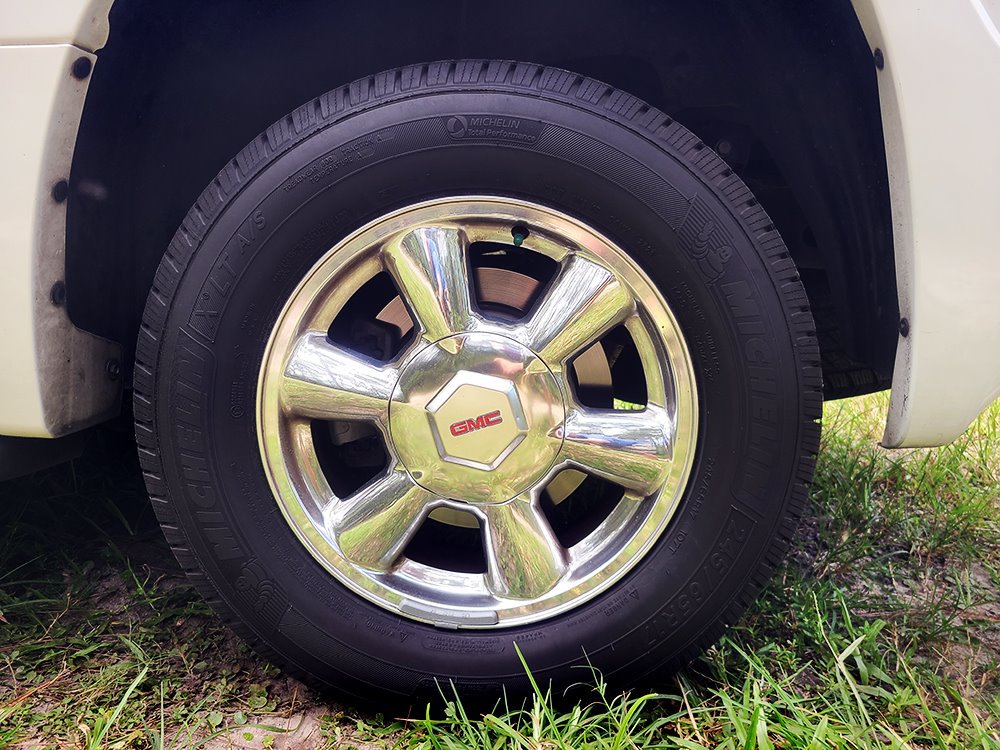 Used 2003 GMC Envoy XL SLT RWD image 9