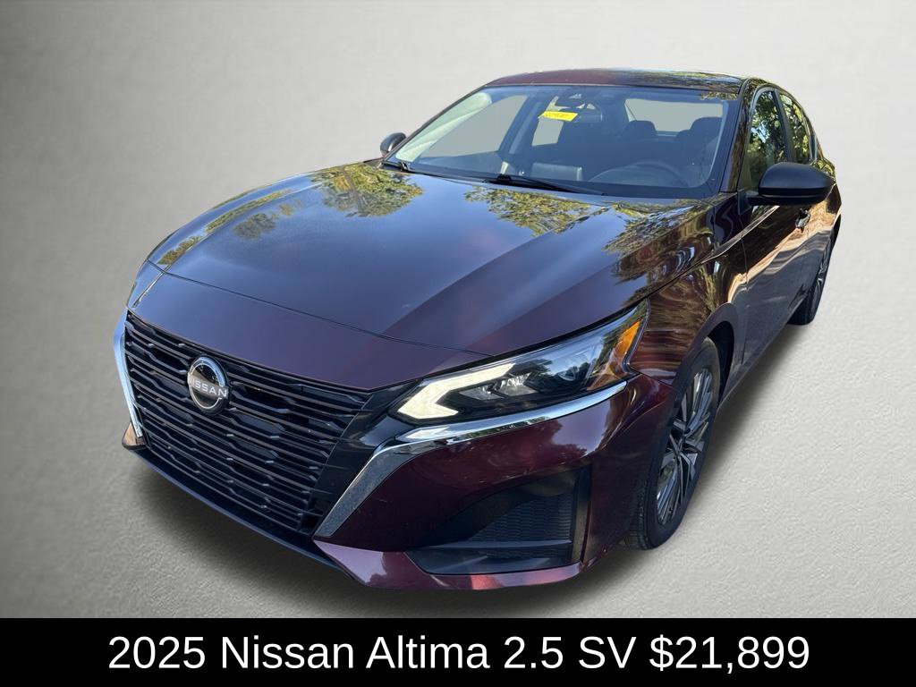 Used 2025 Nissan Altima 2.5 SV FWD image 7