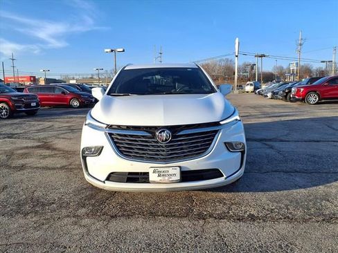 Used 2024 Buick Enclave Premium image 40