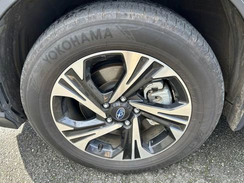 Used 2024 Subaru Crosstrek 2.0i Premium image 14