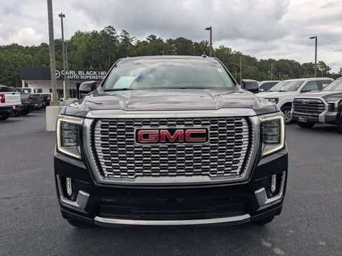 Used 2024 GMC Yukon Denali w/ Denali Reserve Package AWD/4WD image 2