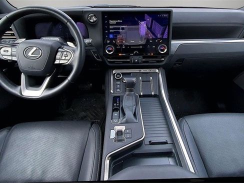 Used 2024 Lexus GX 550 550 Overtrail+ image 12