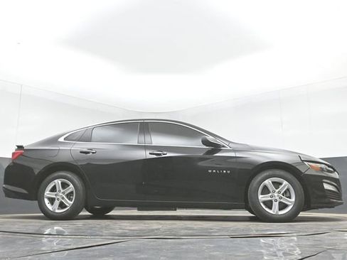 Used 2022 Chevrolet Malibu LS FWD image 45
