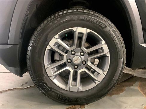 Used 2025 GMC Terrain Elevation AWD/4WD image 11