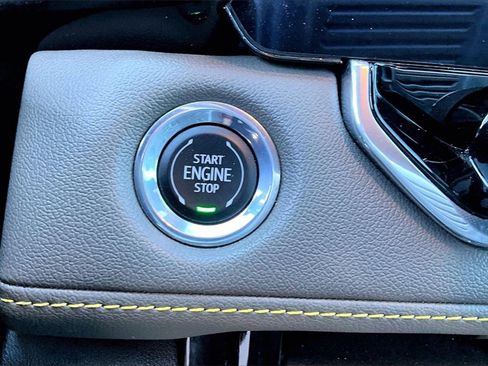 Used 2023 Chevrolet Colorado ZR2 w/ ZR2 Convenience Package III image 26