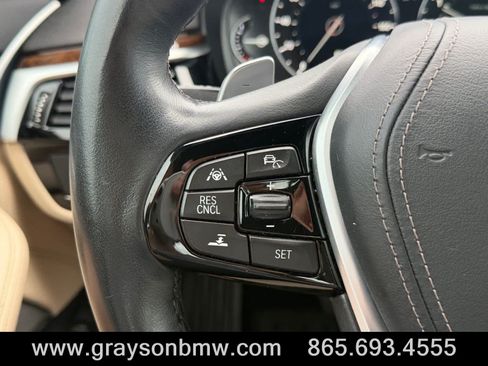 Used 2019 BMW 530i xDrive AWD/4WD image 23