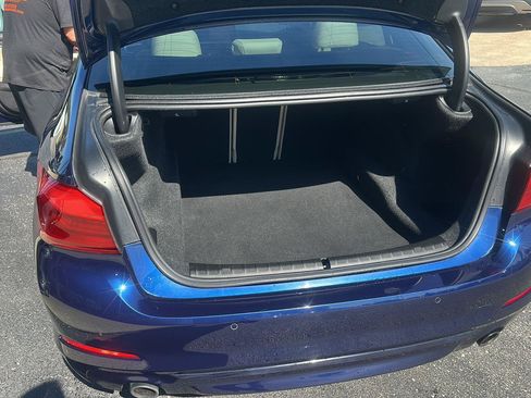 Used 2019 BMW 530i xDrive w/ Convenience Package AWD/4WD image 13
