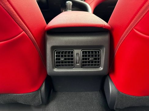 Used 2022 Toyota Camry XSE FWD image 19