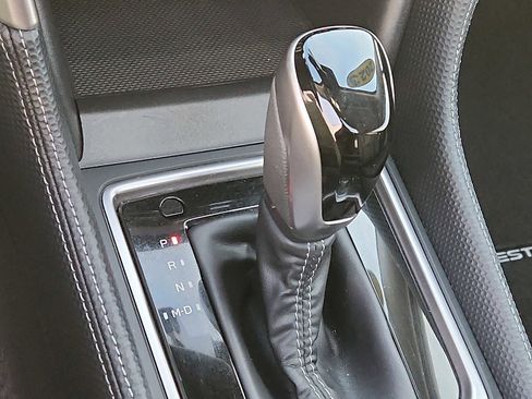 Used 2023 Subaru Forester Limited image 15