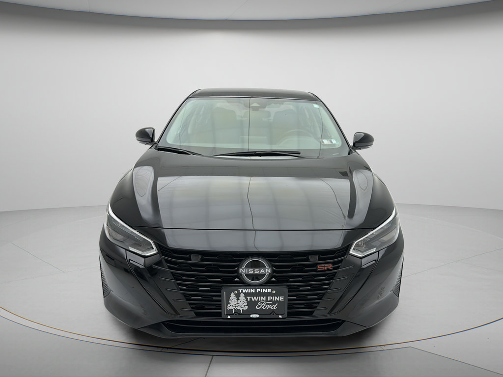 Used 2025 Nissan Sentra SR w/ Midnight Edition FWD image 2