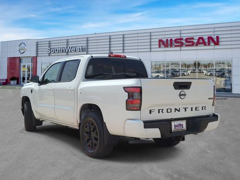 New 2026 Nissan Frontier SV AWD/4WD image 8