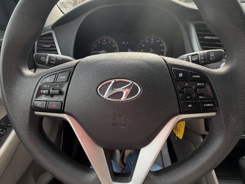 Used 2018 Hyundai Tucson SE image 27