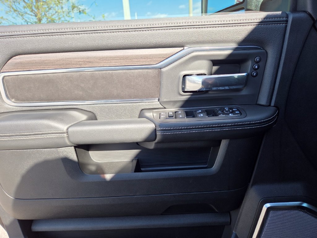 New 2027 RAM 3500 Laramie AWD/4WD image 29