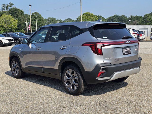 Used 2026 Kia Seltos LX FWD image 12