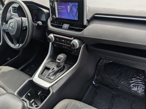 Used 2025 Toyota RAV4 XLE w/ Convenience Package FWD image 34
