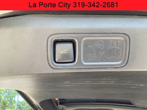 Used 2022 Ford Expedition Limited AWD/4WD image 25
