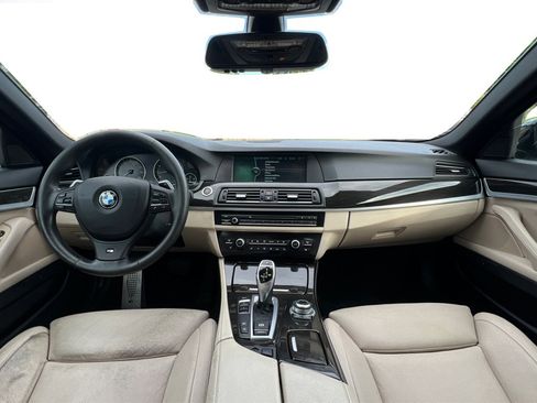 Used 2012 BMW 550i xDrive Sedan AWD/4WD image 35