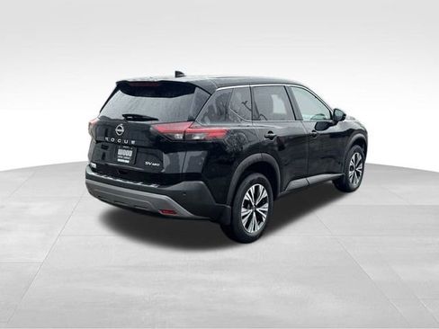 Used 2022 Nissan Rogue SV image 8