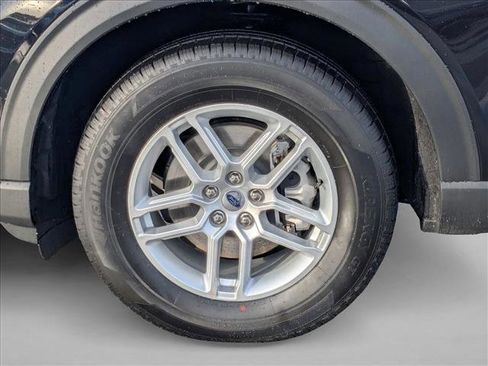 New 2026 Ford Explorer Active w/ Active Comfort Package image 10