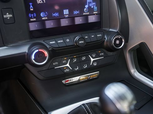 Used 2016 Chevrolet Corvette Z06 RWD image 20